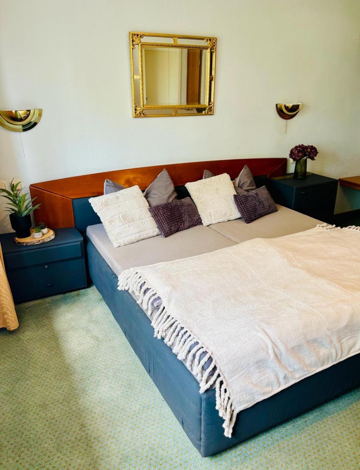 Themenhotel Rehlein Thale Luaran gambar